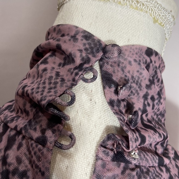 Cinq a Sept Purple Python Turtleneck Top Button Keyhole Closure Stretch - Picture 7 of 8